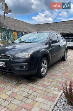 Хэтчбек Ford Focus 2005 в Стрые