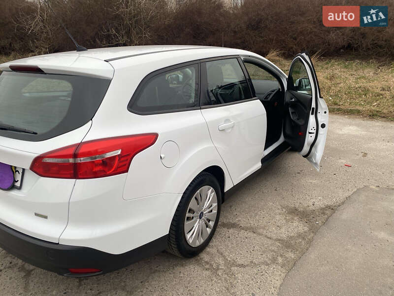 Універсал Ford Focus 2015 в Львові фото 7 Універсал Ford Focus 2015 в Львові