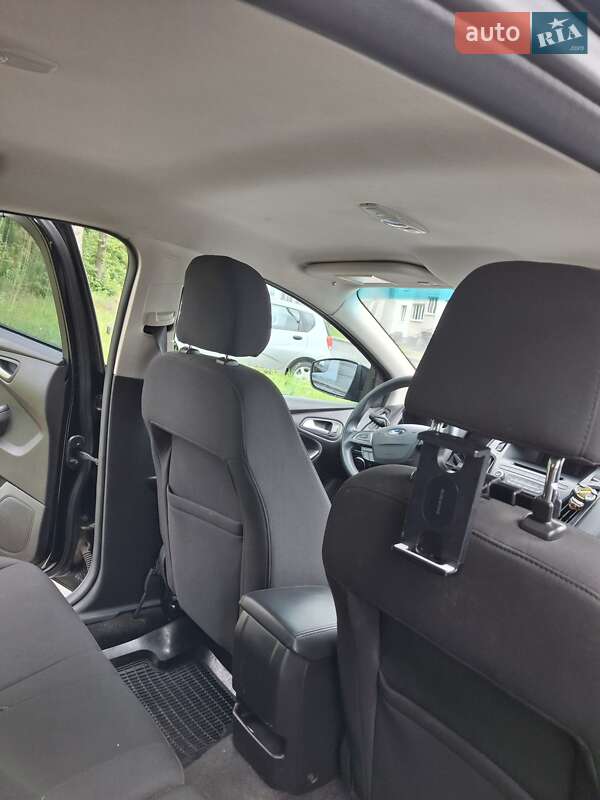 Хэтчбек Ford Focus 2015 в Виннице