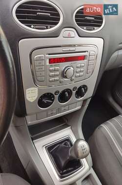 Хэтчбек Ford Focus 2008 в 