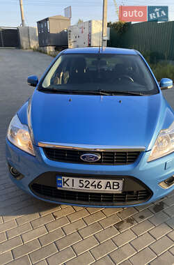 Хэтчбек Ford Focus 2009 в 