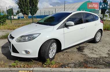 Хэтчбек Ford Focus 2014 в 