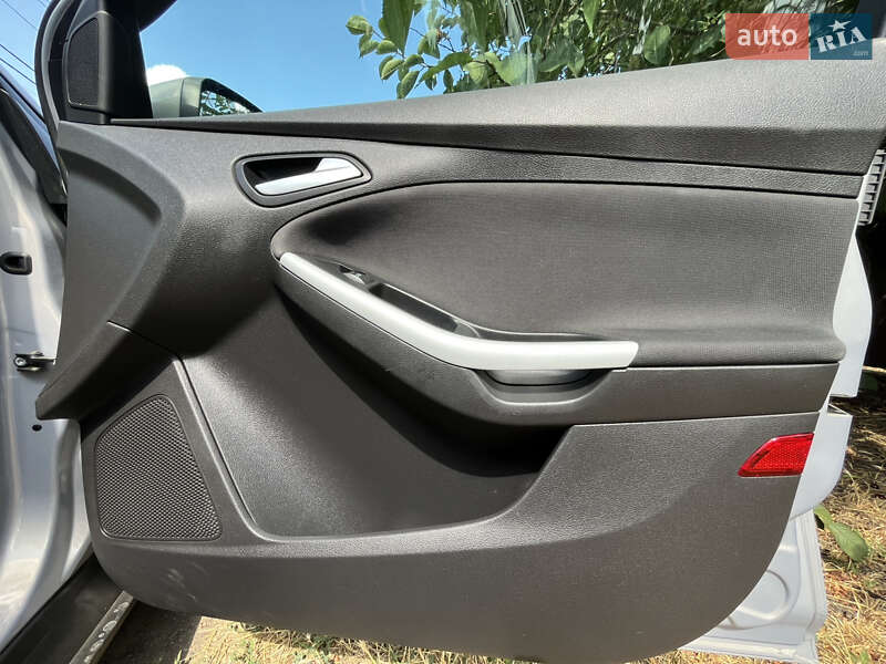 Хэтчбек Ford Focus 2013 в Одессе фото 34 Хэтчбек Ford Focus 2013 в Одессе