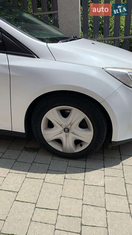 Универсал Ford Focus 2012 в Львове