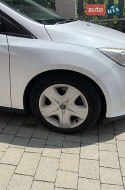 Универсал Ford Focus 2012 в 