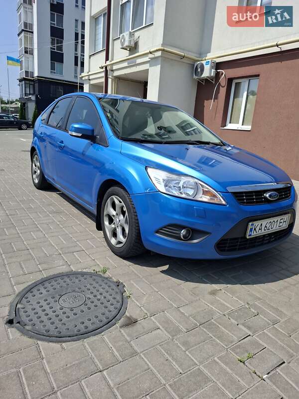 Хэтчбек Ford Focus 2010 в Киеве