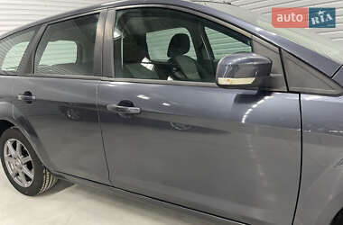 Универсал Ford Focus 2010 в 