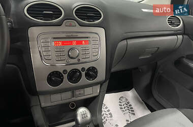 Универсал Ford Focus 2010 в 
