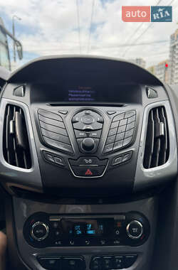Универсал Ford Focus 2013 в 