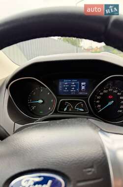 Универсал Ford Focus 2012 в 
