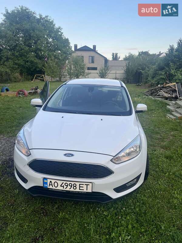 Универсал Ford Focus 2015 в Ужгороде фото 4 Универсал Ford Focus 2015 в Ужгороде