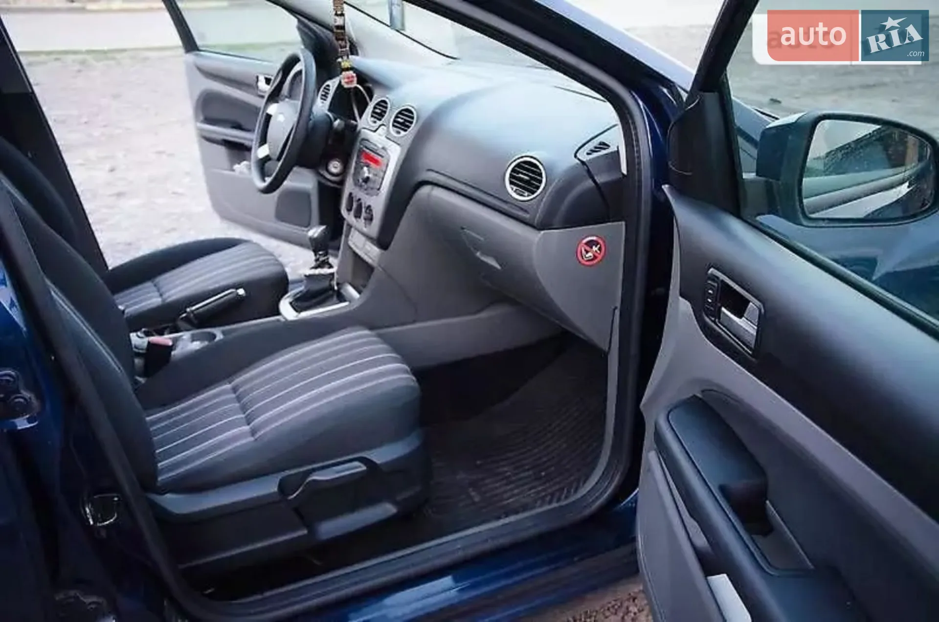2010 Ford Focus - мініатюра 24