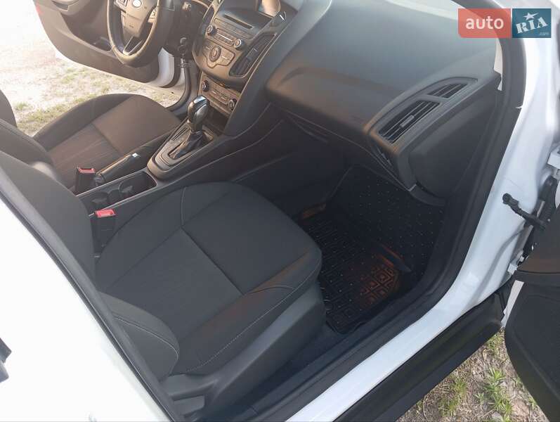 Хетчбек Ford Focus 2015 в Харкові