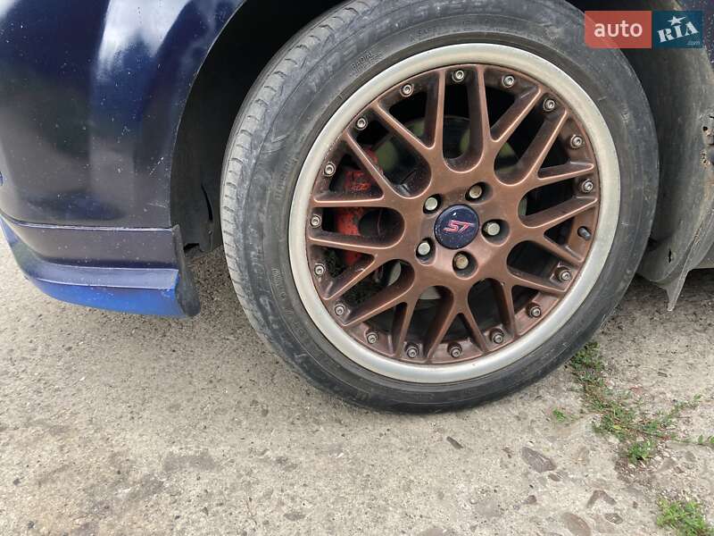 Хэтчбек Ford Focus 2007 в Львове