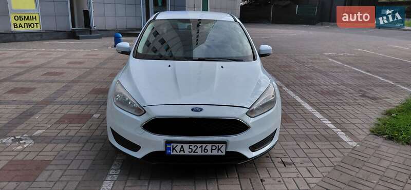 Хетчбек Ford Focus 2017 в Києві фото Хетчбек Ford Focus 2017 в Києві