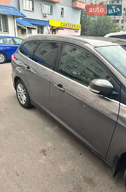 Универсал Ford Focus 2013 в 