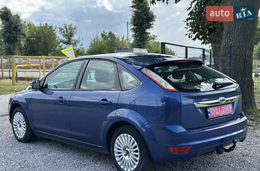 Хэтчбек Ford Focus 2009 в 