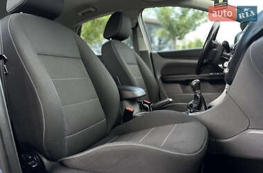 Хэтчбек Ford Focus 2009 в 