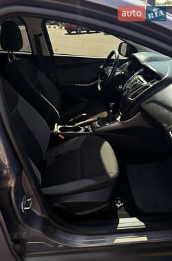 Седан Ford Focus 2013 в 