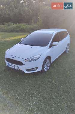 Универсал Ford Focus 2014 в 