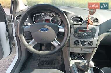 Универсал Ford Focus 2010 в 