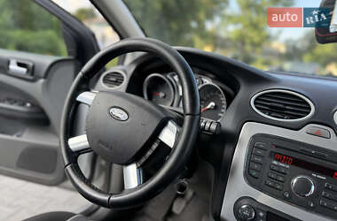 Универсал Ford Focus 2010 в 