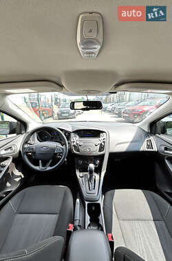 Седан Ford Focus 2017 в 