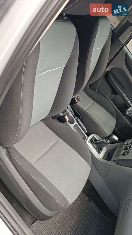 Універсал Ford Focus 2010 в Сарнах