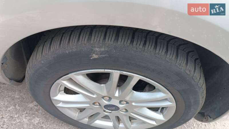 Універсал Ford Focus 2010 в Сарнах