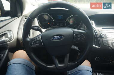 Седан Ford Focus 2018 в 