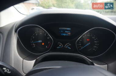 Седан Ford Focus 2018 в 