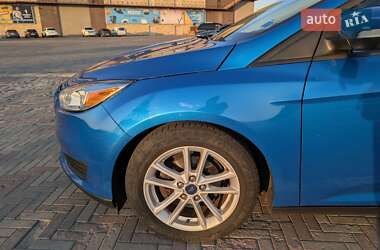 Хэтчбек Ford Focus 2016 в 