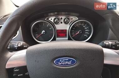 Универсал Ford Focus 2010 в 