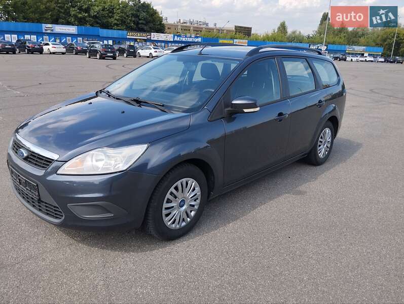Универсал Ford Focus 2010 в Киеве фото Универсал Ford Focus 2010 в Киеве