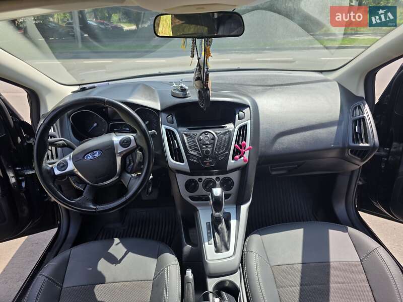 Хэтчбек Ford Focus 2011 в Полтаве фото 20 Хэтчбек Ford Focus 2011 в Полтаве