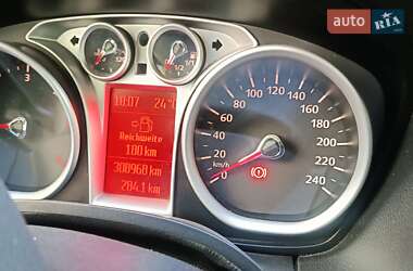 Универсал Ford Focus 2010 в 