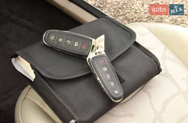 Хэтчбек Ford Focus 2013 в 