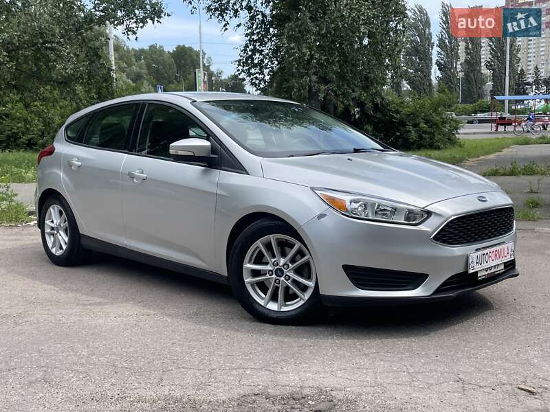 Хэтчбек Ford Focus 2015 в 