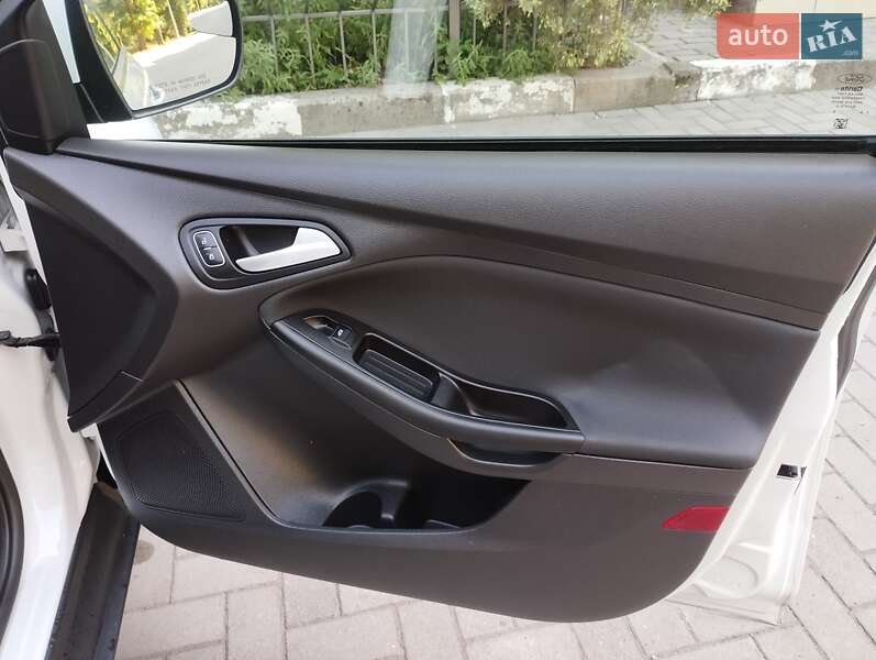 Седан Ford Focus 2017 в Запорожье фото 22 Седан Ford Focus 2017 в Запорожье