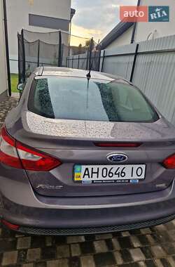 Седан Ford Focus 2013 в 