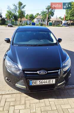 Седан Ford Focus 2012 в 