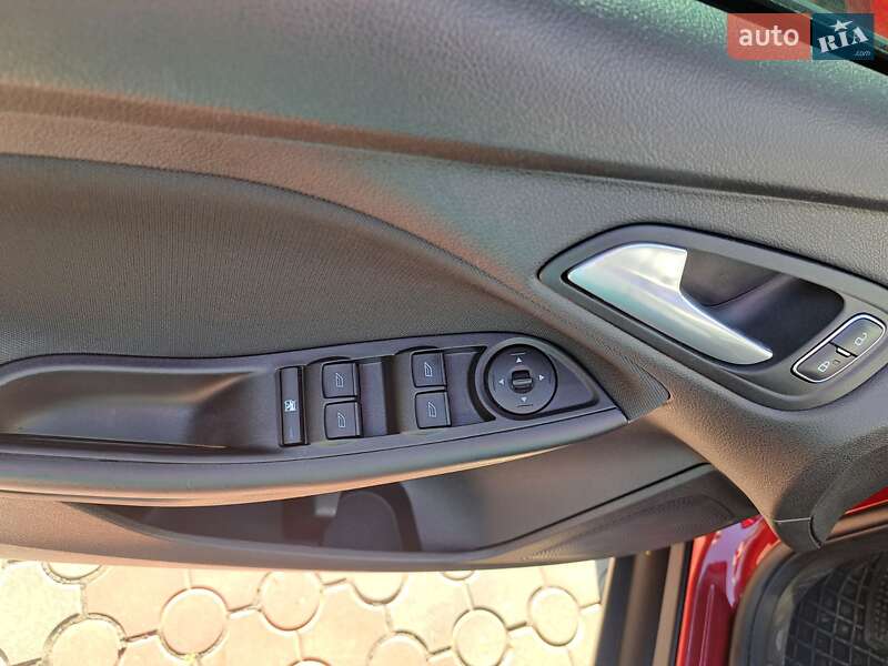 Седан Ford Focus 2017 в Запорожье
