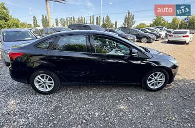 Седан Ford Focus 2018 в 