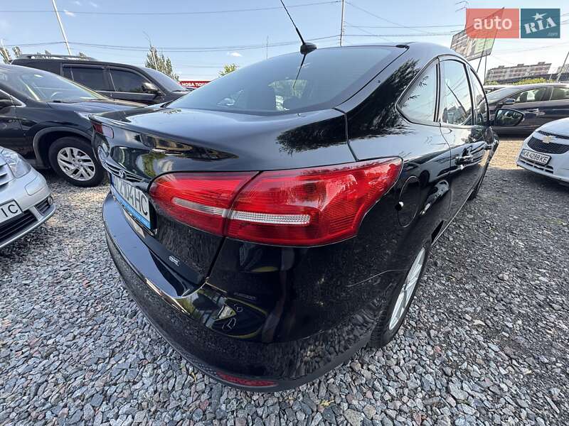 Седан Ford Focus 2018 в Києві