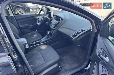 Седан Ford Focus 2018 в 