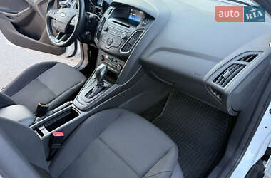 Хэтчбек Ford Focus 2017 в 