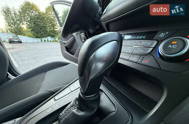 Хэтчбек Ford Focus 2017 в 