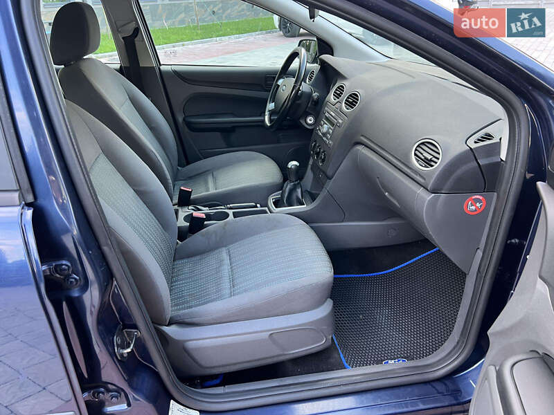 Универсал Ford Focus 2005 в Ровно