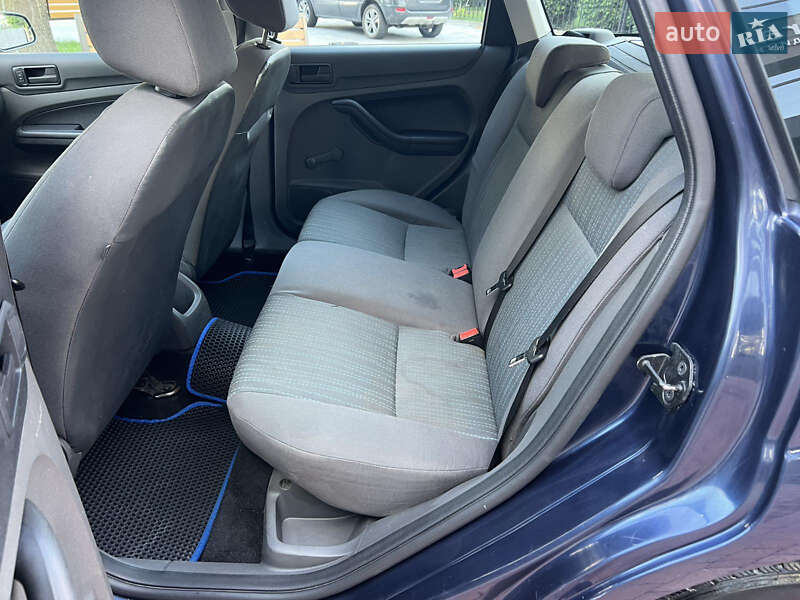 Универсал Ford Focus 2005 в Ровно