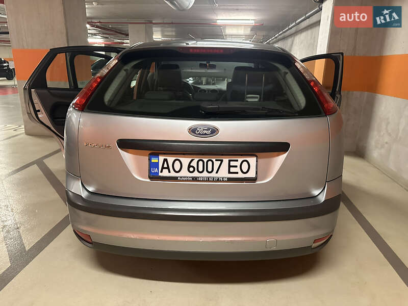 Хэтчбек Ford Focus 2005 в Ужгороде